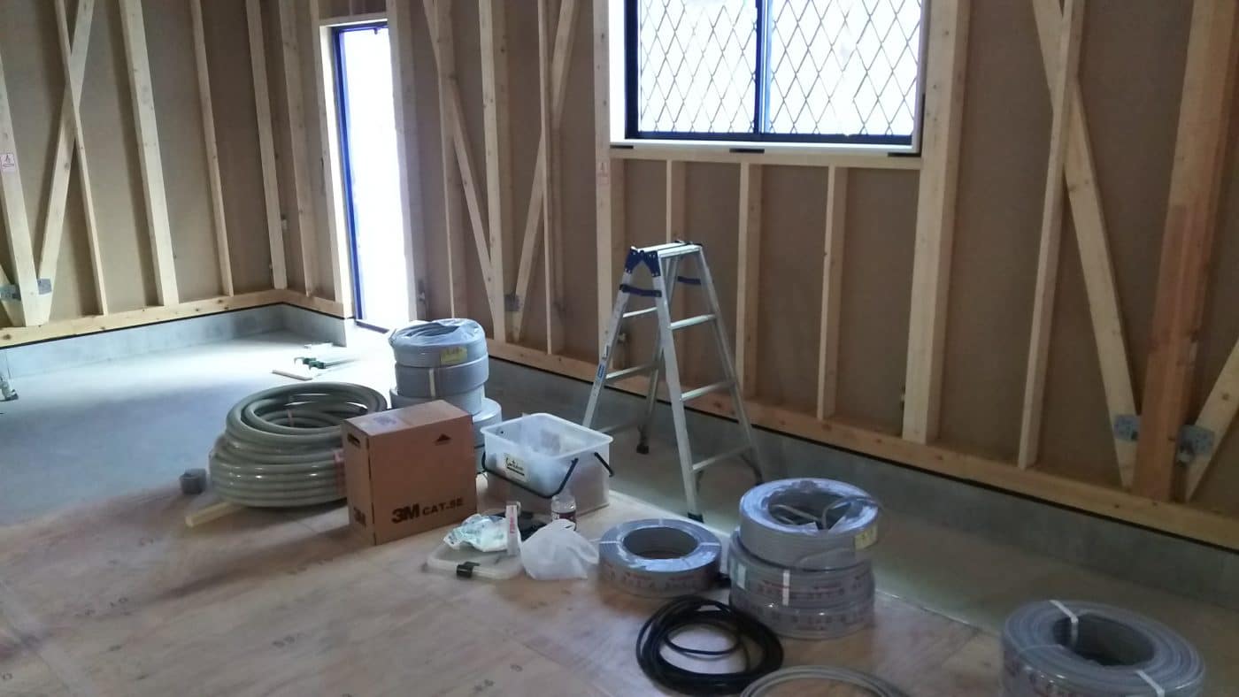 運送拠点が出来ていく!新社屋建造レポート2in東大阪 8 ドライバー出入り土間