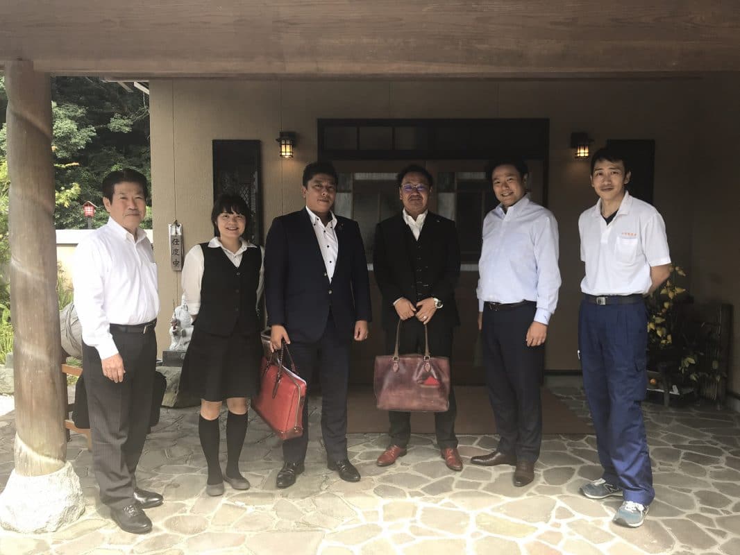 割烹「桂川」(福岡営業所最寄りグルメ) 1 割烹料理「桂川」