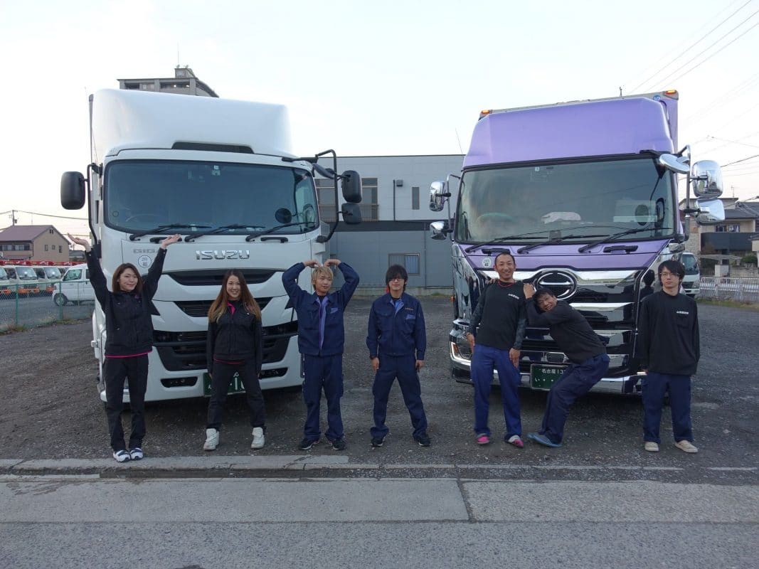 トラガール応援!新ユニフォームお披露目 4 山田運送 制服 名古屋